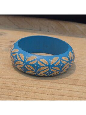 Vintage Boho Teal Blue Carved Foral Design Wood Bangle Bracelet